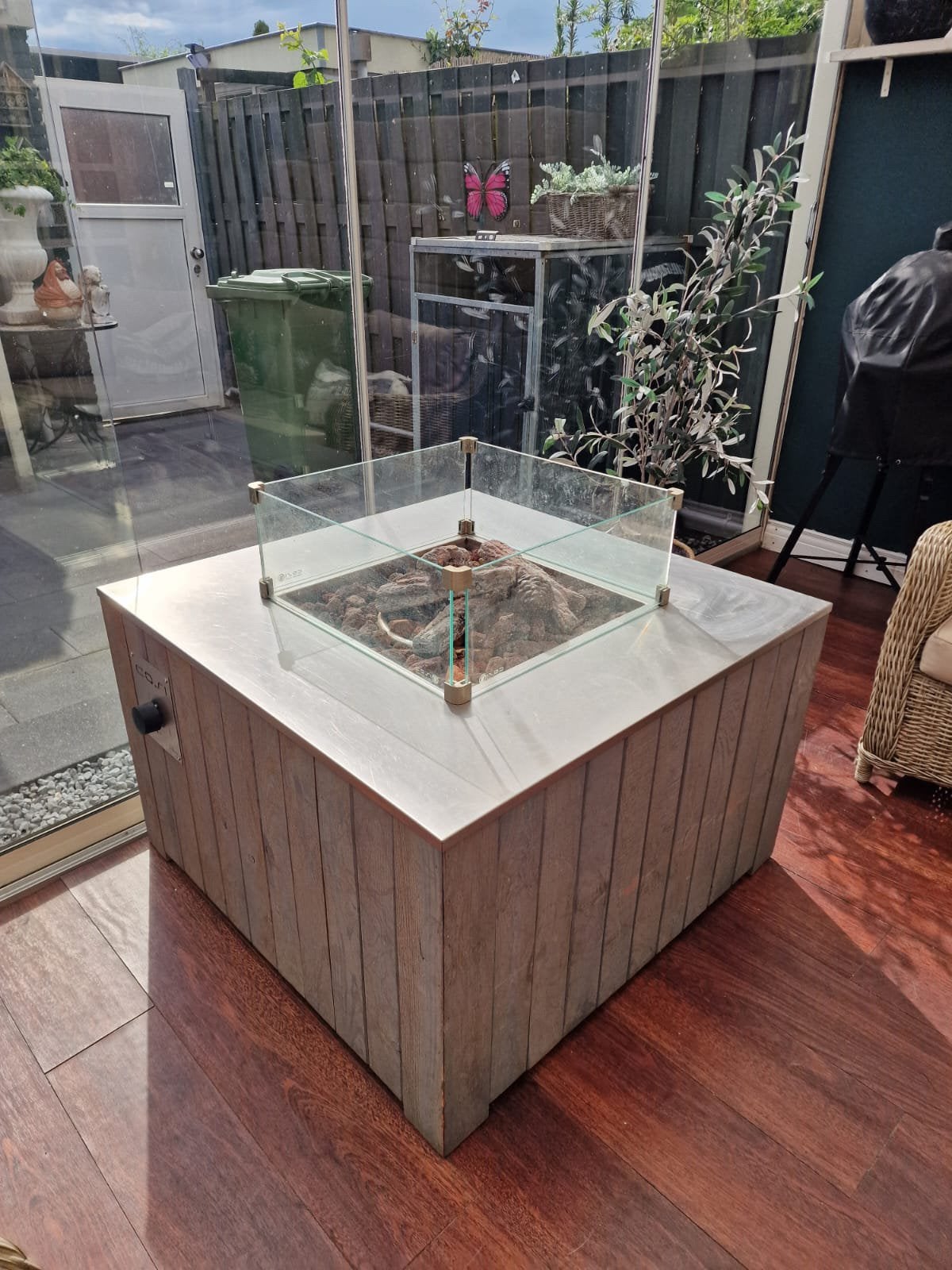 Cosicube 95x95x58 grey wash vuurtafel, Tuin en Terras, Ophalen, Zo goed als nieuw