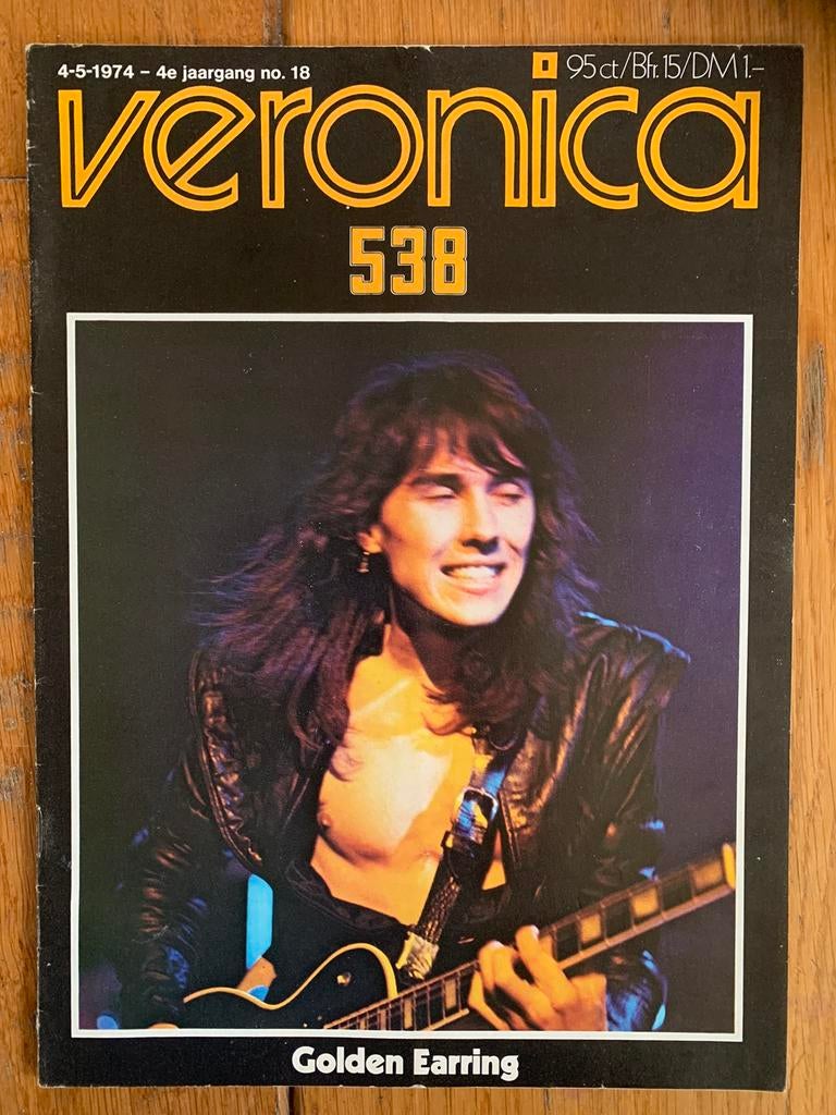 Veronica 538 magazine 1974 Golden Earring puntgaaf compleet, Ophalen of Verzenden, Gelezen