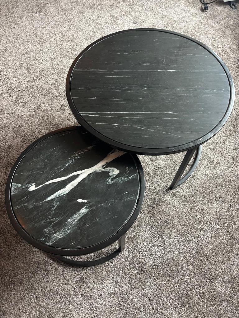 Goossens Salontafel Set - Marmerlook Zwart, Huis en Inrichting, Ophalen, Rond, 50 tot 100 cm, Zo goed als nieuw