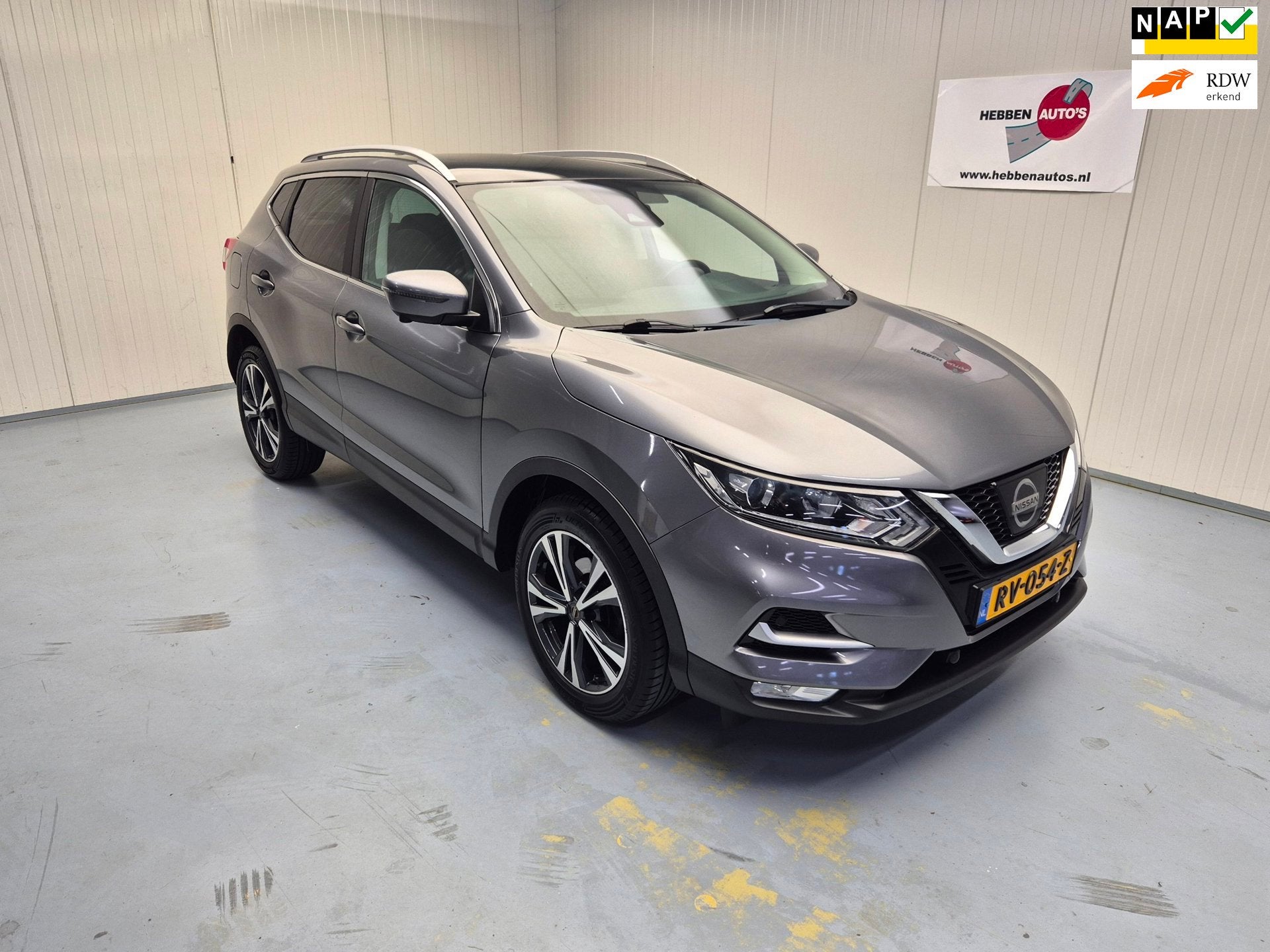 Nissan Qashqai 1.2 N-Connecta Navi Camera Ecc Pano Dak Cruis, Stof, Gebruikt, 116 pk, Origineel Nederlands