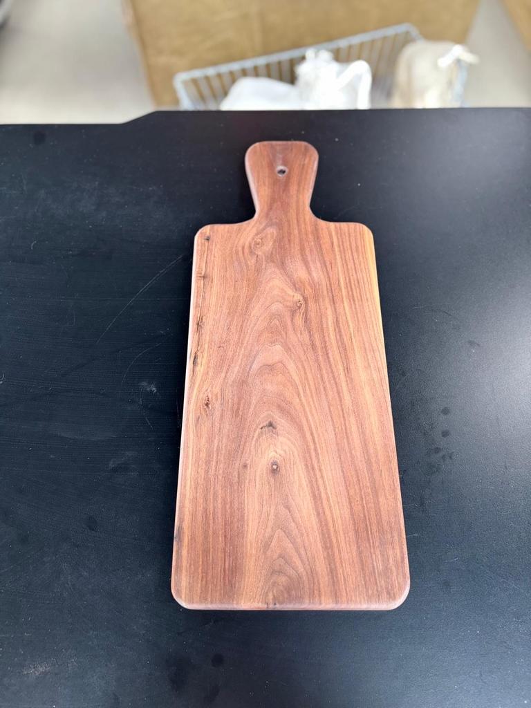 Handgemaakte walnoot borrelplank 53x20x2 cm, Hout, Snij-/serveerplank, Nieuw, Ophalen of Verzenden
