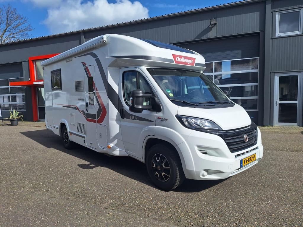 Challenger 288 EB, Caravans en Kamperen, Campers, Automaat, Fiat, Bedrijf, Diesel