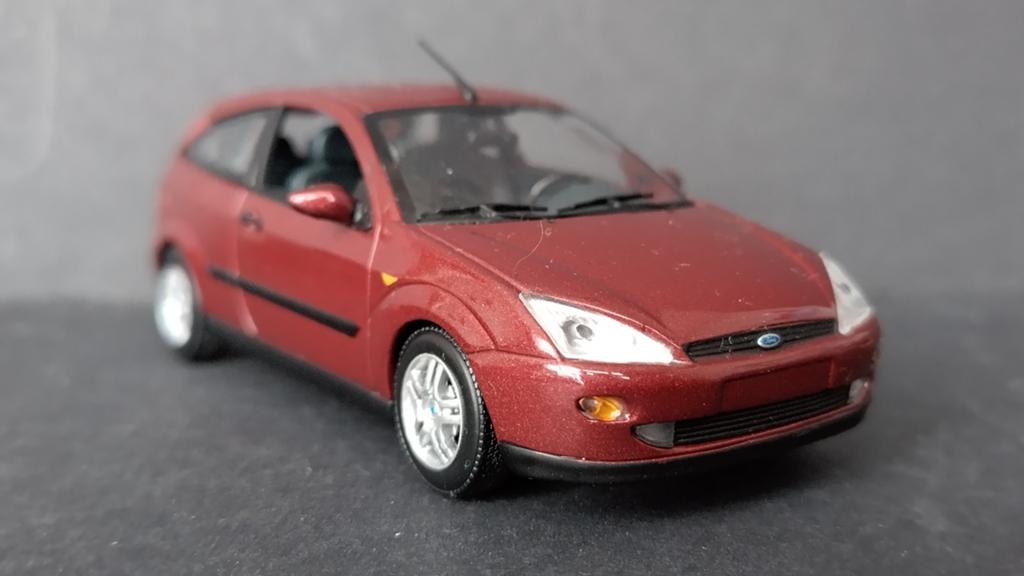 Ford Focus Hatchback 1:43 Minichamps Pol, Hobby en Vrije tijd, Modelauto's | 1:43, Auto, Verzenden, ., Nieuw