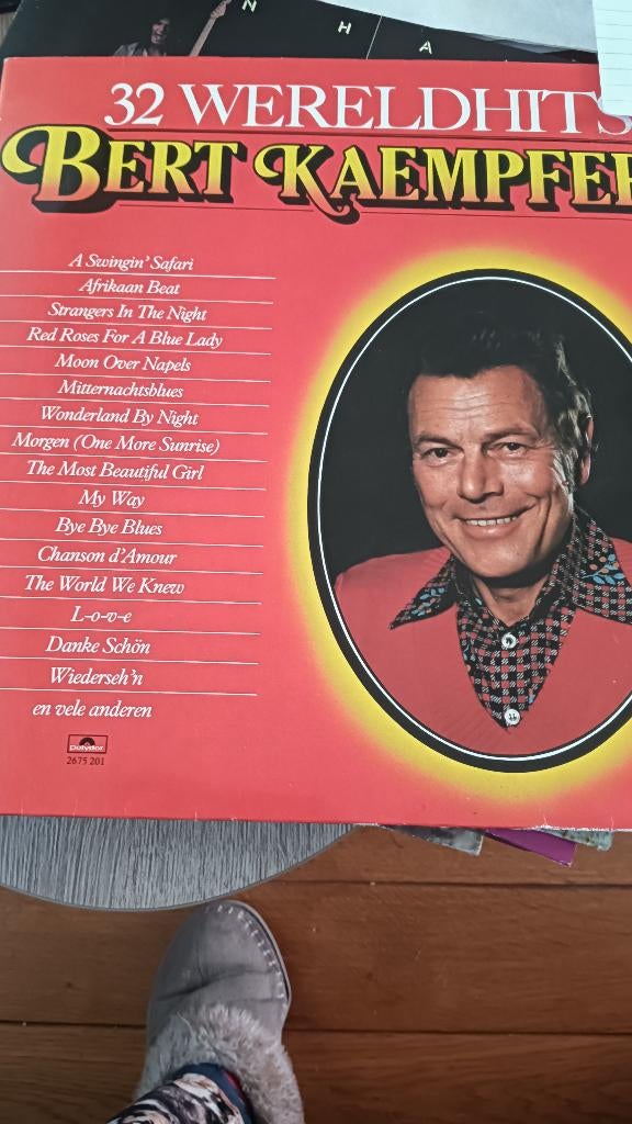 Lp Bert kaempfert 32 wereld hits, Inclusief binnenhoes, Ophalen, Gebruikt, 12 inch