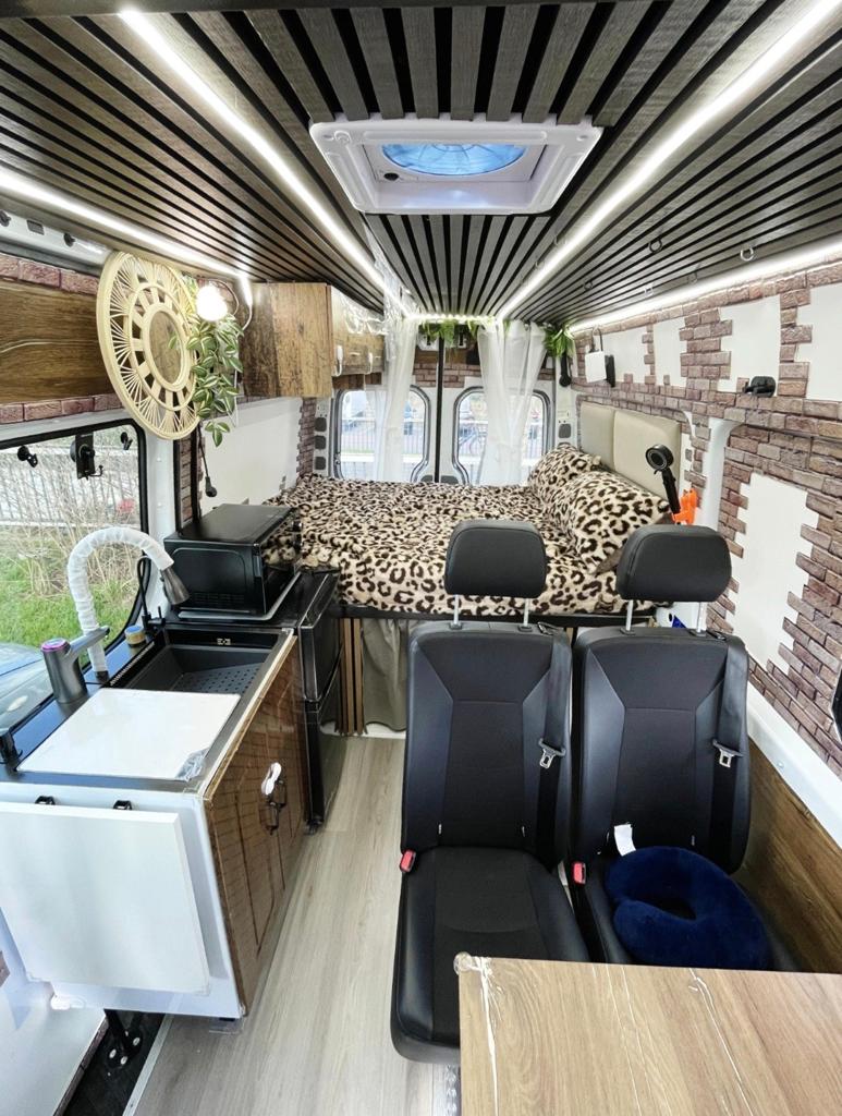 Mercedes Sprinter Camper 2016 Automat Airco Off-Grid 4 Pers, Automaat, Verwarmde buitenspiegels, Rookmelder, Mercedes-Benz