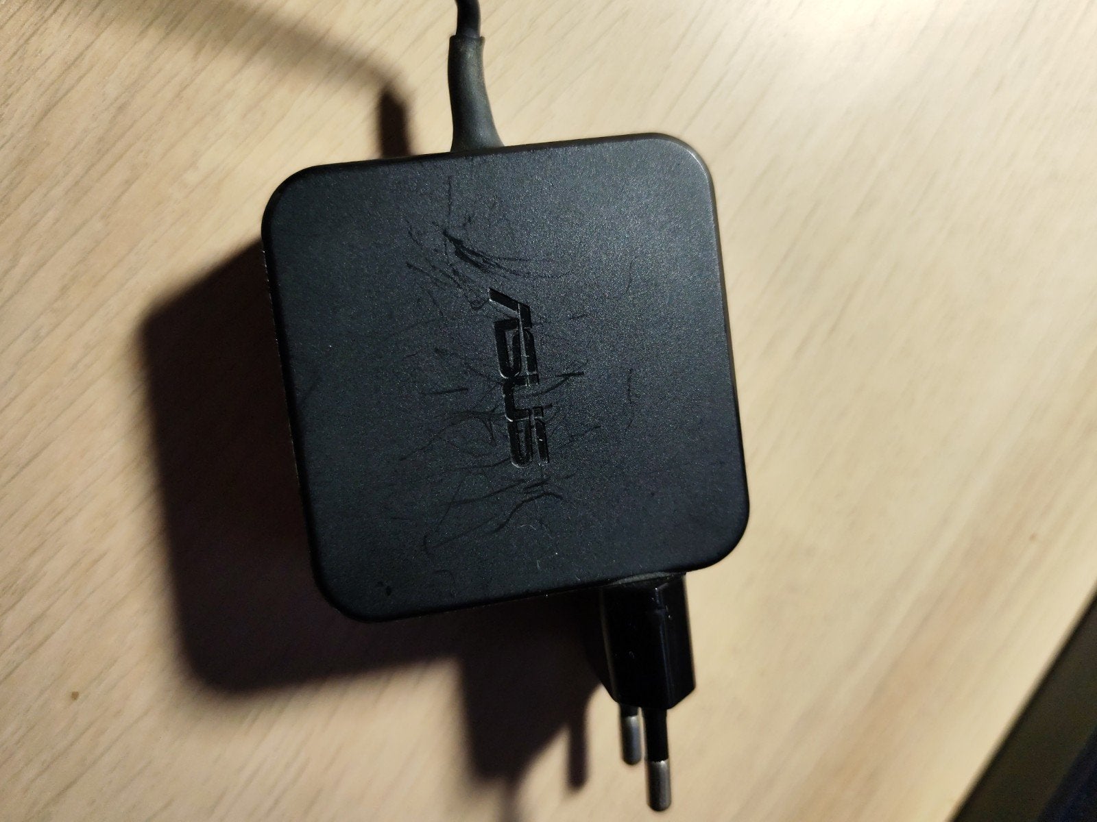 ASUS AC Adapter Oplader 19V - 2.37A (AD883020), Ophalen of Verzenden, Gebruikt, ASUS