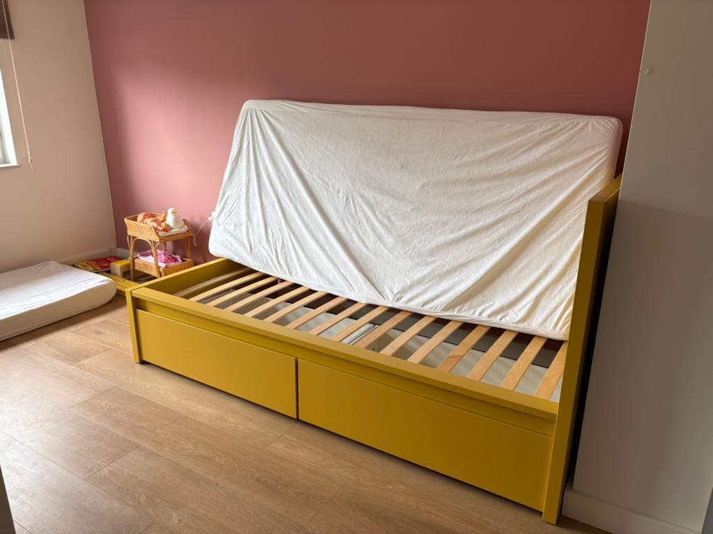 Malm bed 1persoons strak in de lak, Ophalen, Wit, Tweepersoons, Zo goed als nieuw