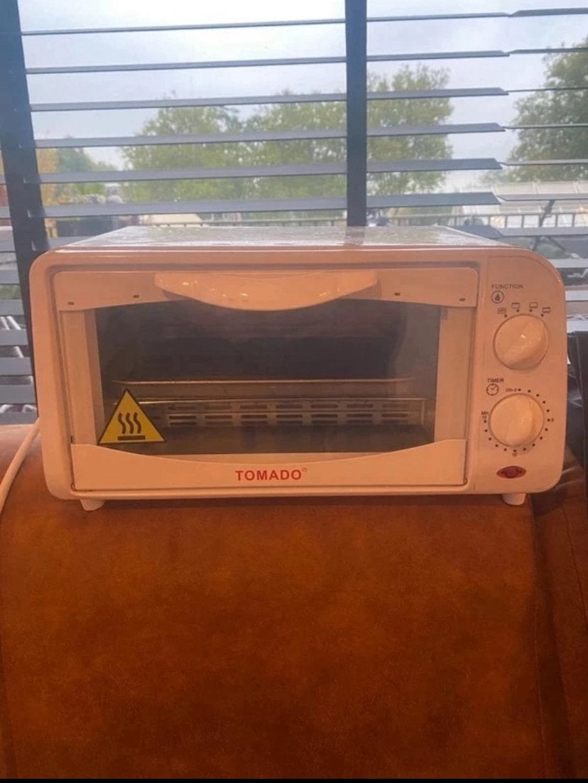 Compacte Tomado mini-oven, model GR09B-G, Ophalen of Verzenden, Zo goed als nieuw, Minder dan 45 cm