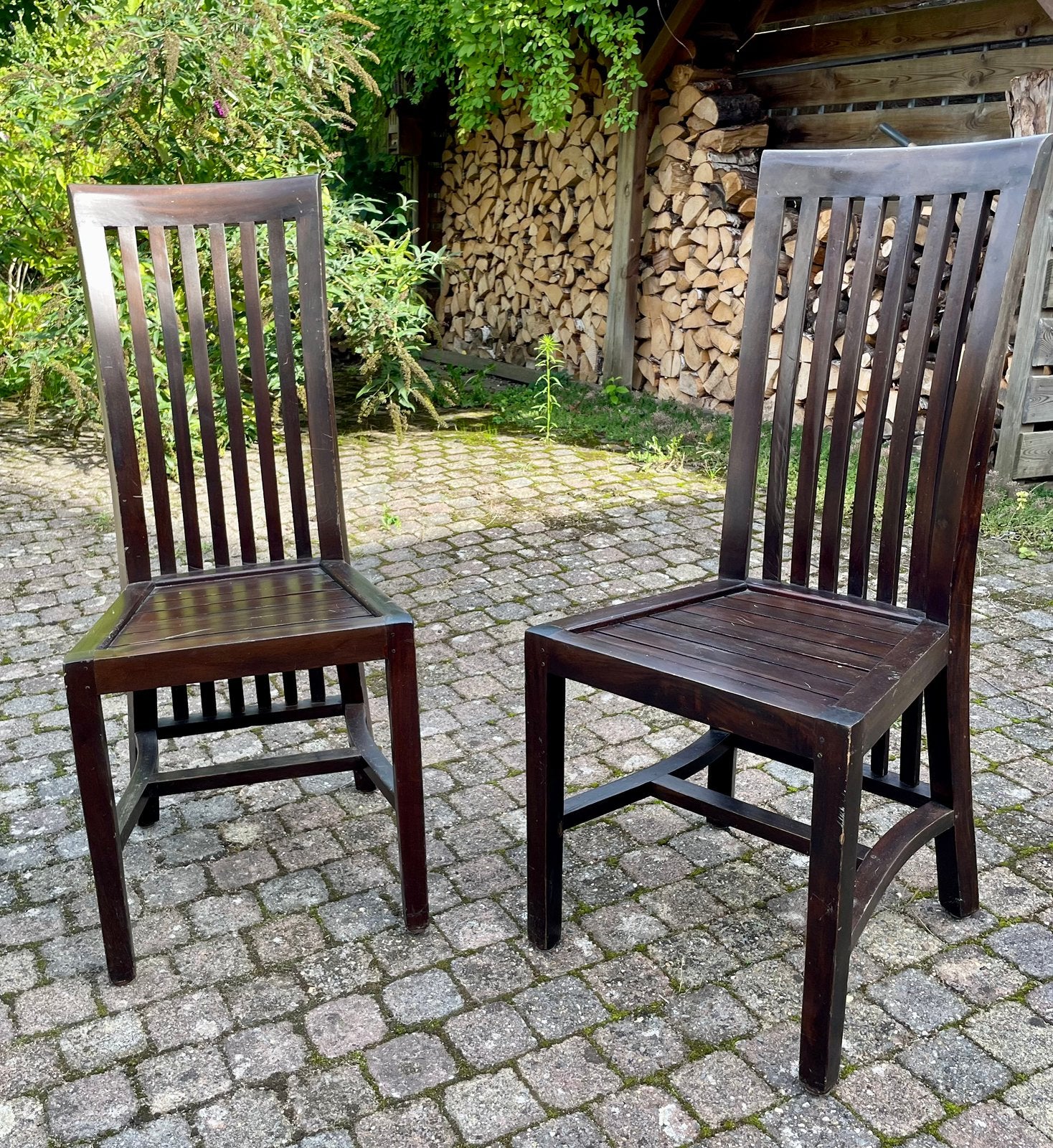2 stijlvolle eetkamerstoelen te koop, Huis en Inrichting, Ophalen, Gebruikt, Twee, Bruin