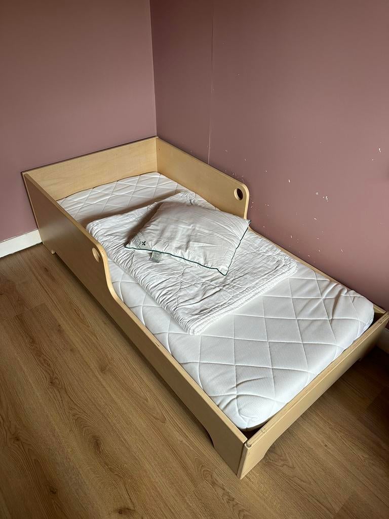 Petite Amelie montessori vloerbed peuterbed, Ophalen, Zo goed als nieuw, Eenpersoons