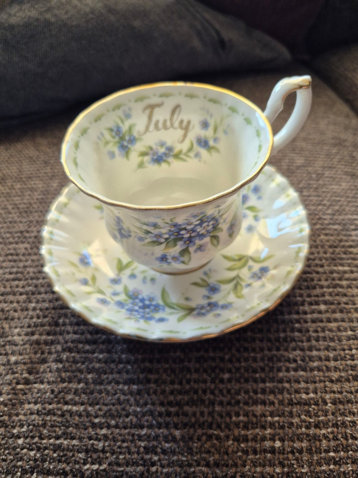 Royal Albert Flower of the Month kop en schotel - Juli, Ophalen of Verzenden