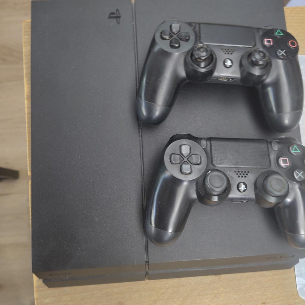 PlayStation 4 met 2 controllers (zonder kabels), Spelcomputers en Games, Spelcomputers | Sony PlayStation 4, Ophalen, Gebruikt