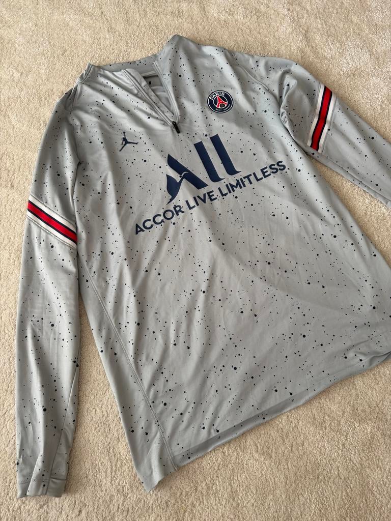 PSG Trainingstrui Grijs - Maat M, Maat M, Ophalen of Verzenden, Zo goed als nieuw, Shirt