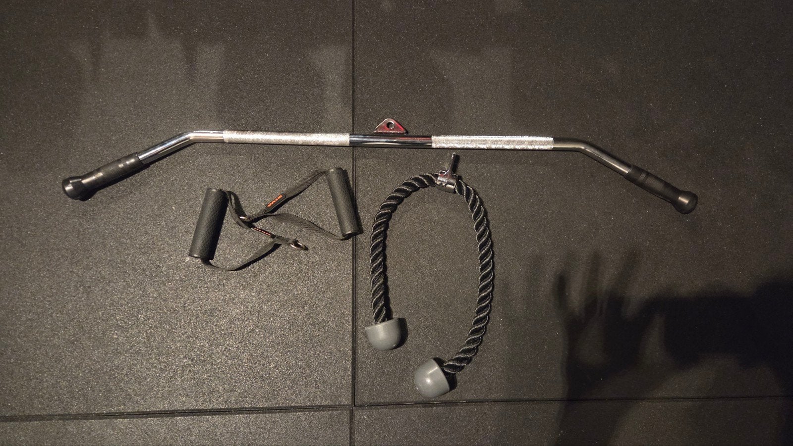 Kabelaccessoires Set: Latbar, D-handles (Ziva), Triceps rope, Sport en Fitness, Fitnessmaterialen, Ophalen, Zo goed als nieuw