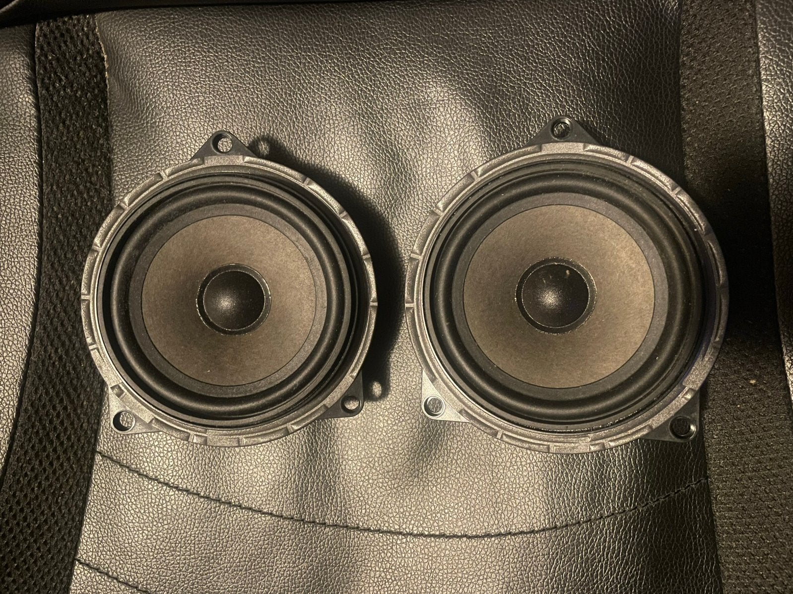 Bmw e90 speakers autospeakers 3 serie series boxen geluid au, Auto diversen, Ophalen of Verzenden, Zo goed als nieuw