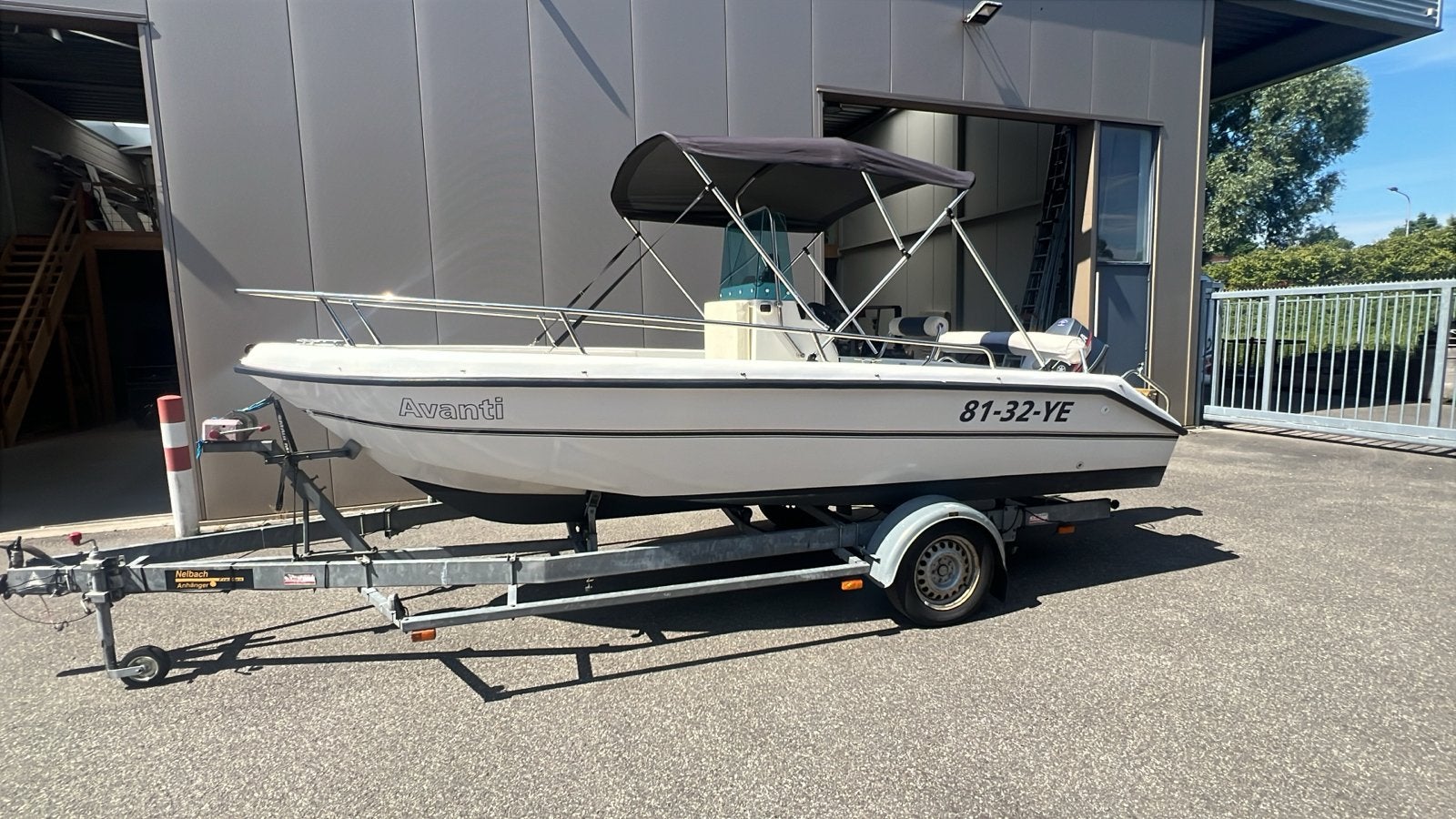Avanti consoleboot met Yamaha buitenboordmotor en trailer, Watersport en Boten, Speedboten, Ophalen, Overige merken, Gebruikt