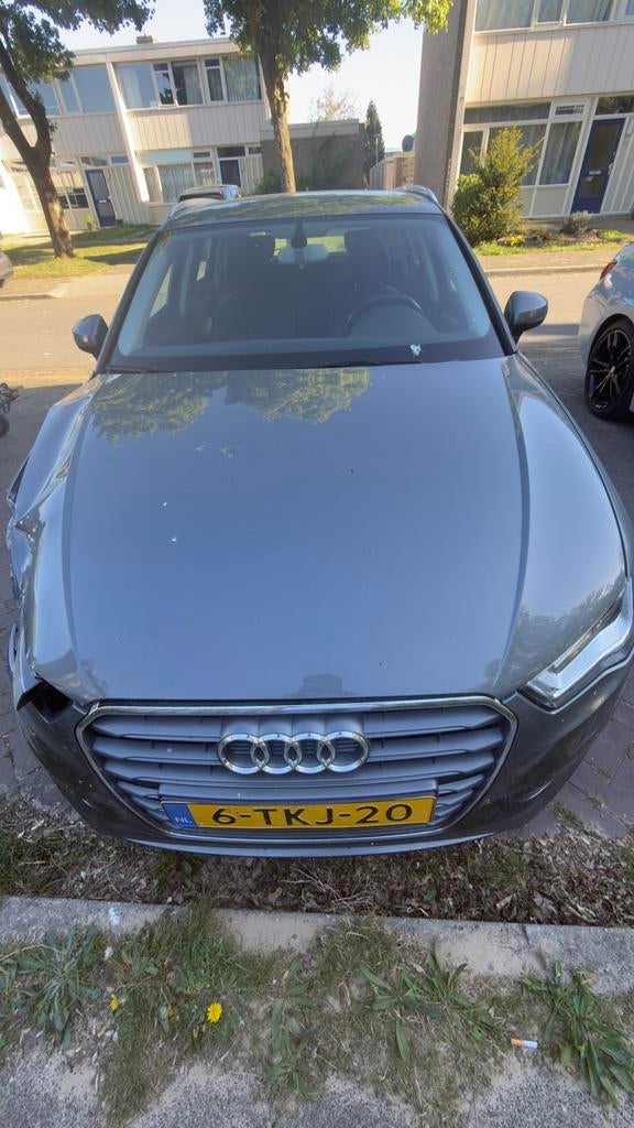 Audi A3 1.2TFSI 77KW/105PK SB S-tr7 2014 Grijs, Zwart, 4 cilinders, Origineel Nederlands, 1175 kg