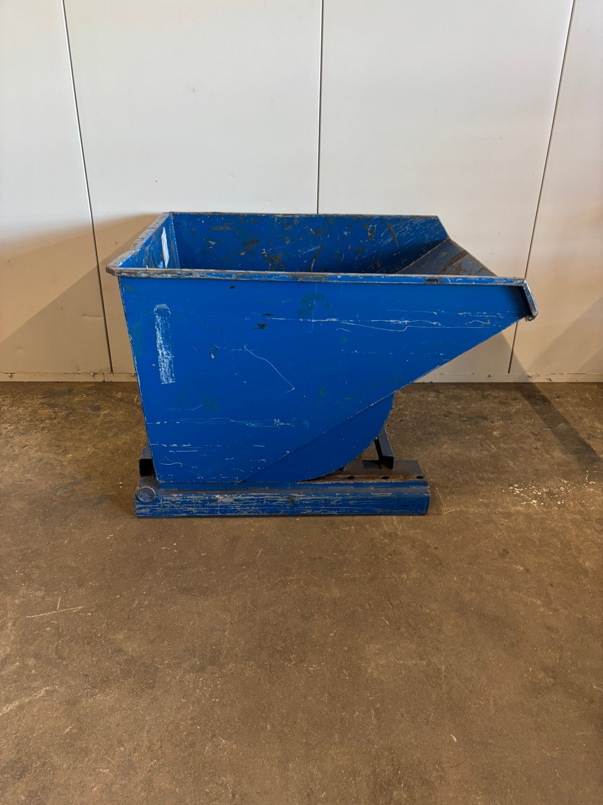 Kiepbak 600L / kantelbak / heftruckbak / kiepcontainer, Doe-het-zelf en Verbouw, Ophalen, Gebruikt, Transportkar, .