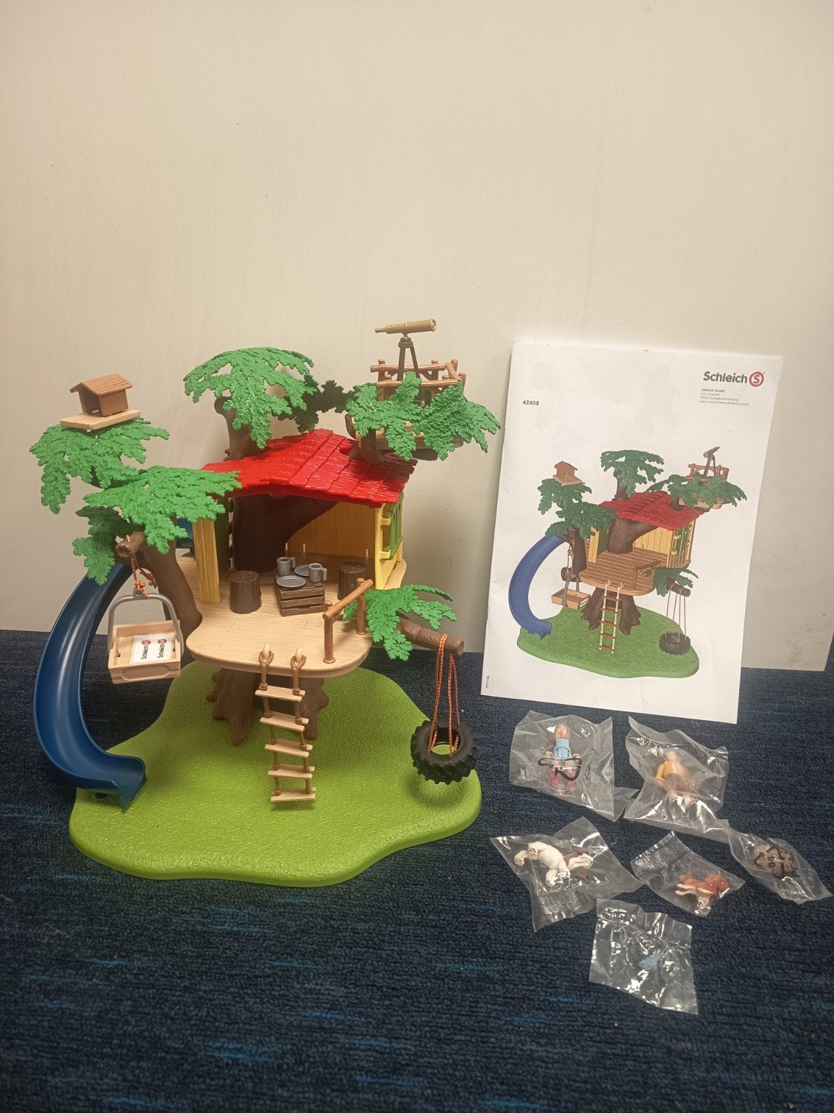 Schleich 42408 Boomhut - Nieuwstaat, Ophalen of Verzenden, Zo goed als nieuw, Jongen of Meisje