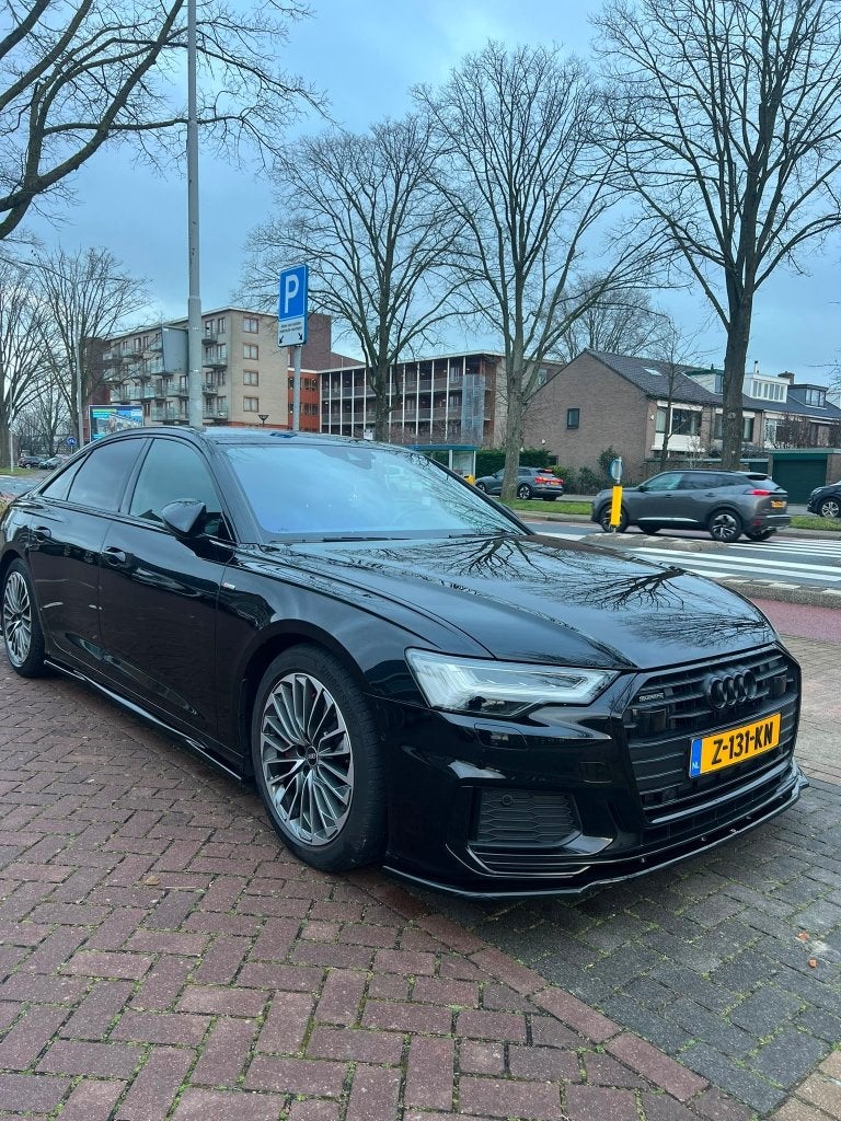 Audi A6 55 Tfsi Quattro 367pk S-line competition B&O Matrix, Auto's, 4 cilinders, Zwart, Plug-in hybride, Vierwielaandrijving