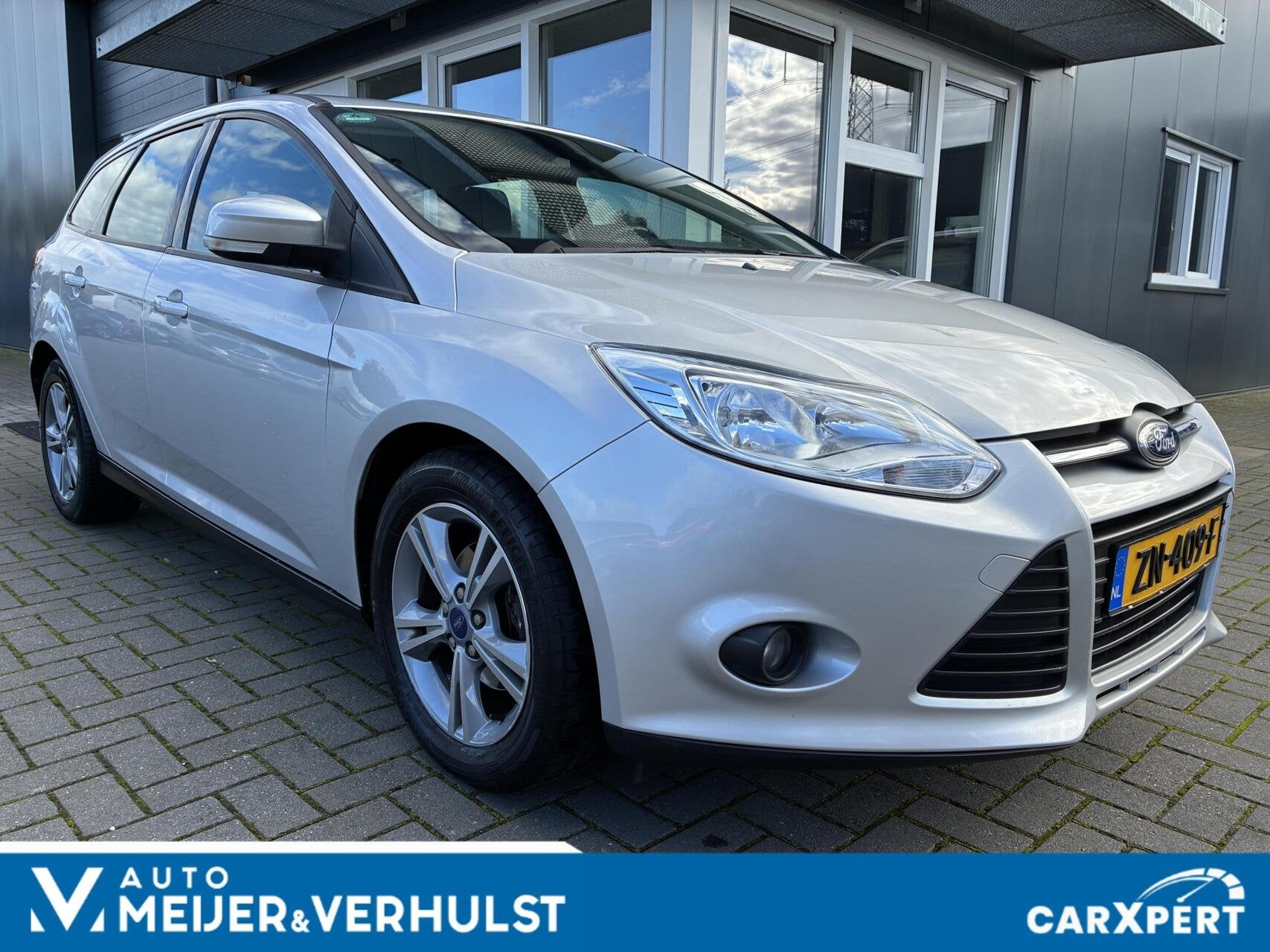 Ford Focus Wagon 1.0 EcoBoost 125 PK Edition Plus | AIRCO |, Euro 5, Gebruikt, Zwart, Handgeschakeld