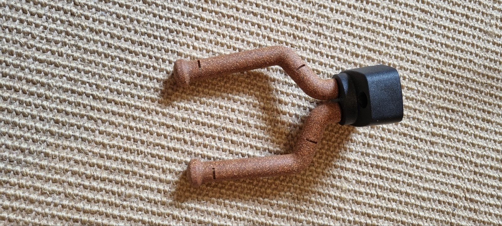 muurbeugel voor gitaar, Ophalen, Gebruikt, Instrumentstandaard, Gitaar