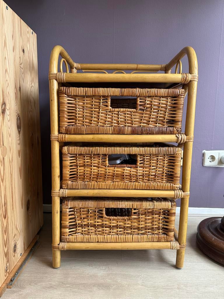 Rotan/riet ladekastje met 3 lades, Overige materialen, Minder dan 50 cm, Gebruikt, Ophalen of Verzenden
