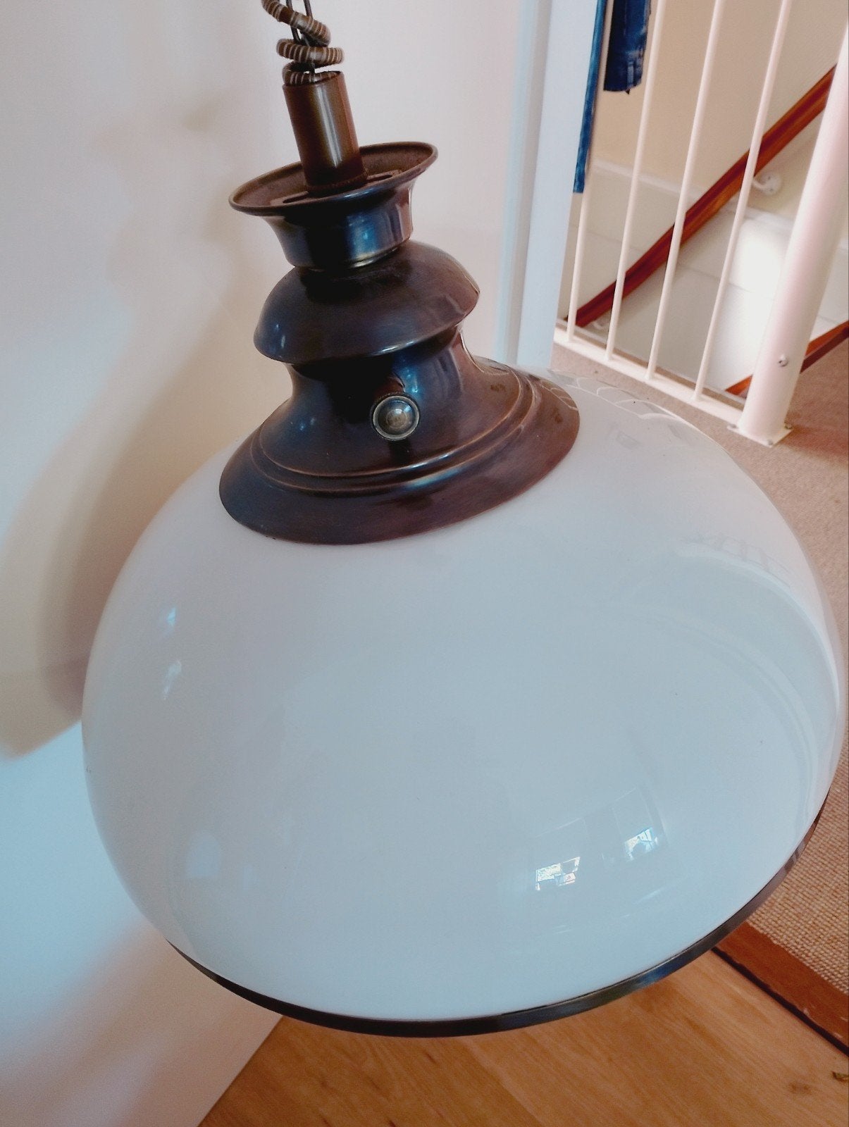 Art Deco 'Mushroom' Hanglamp - Wit Glas & Brons, Ophalen