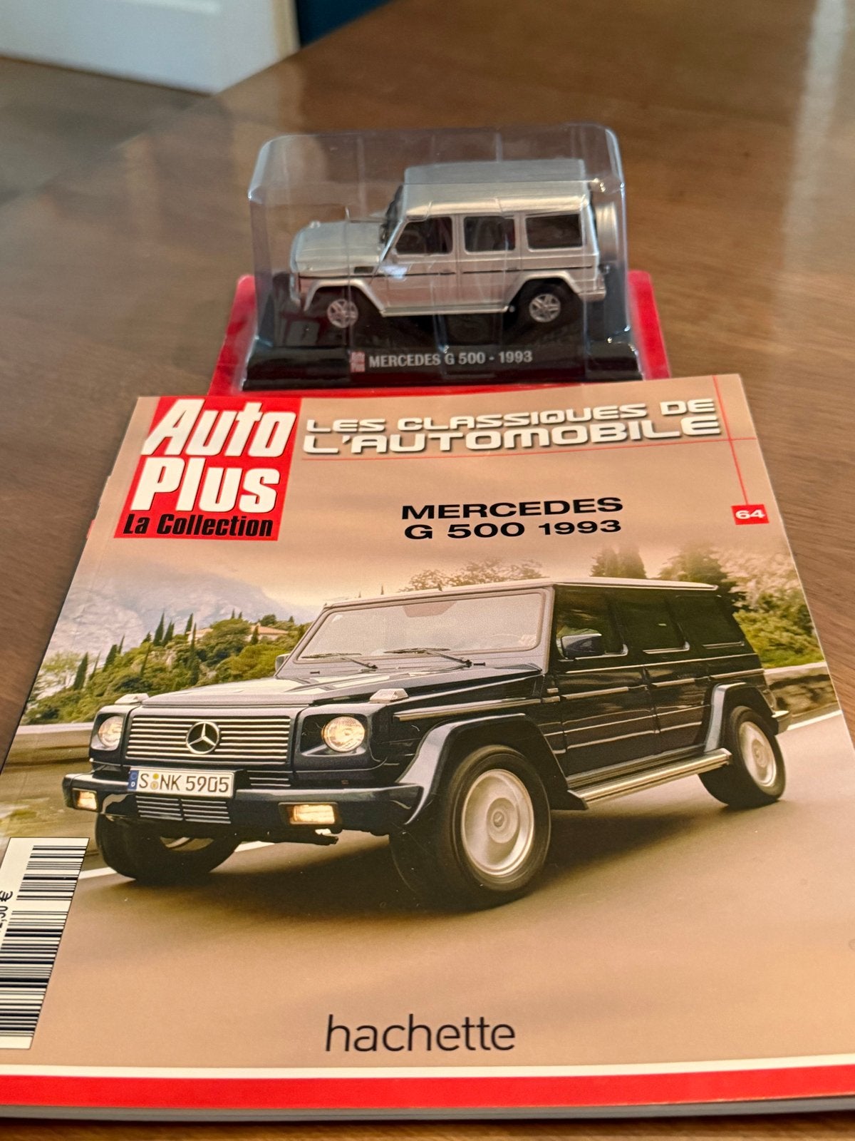 Mercedes G 500 1993 modelauto met tijdschrift, Ophalen of Verzenden, Zo goed als nieuw, Overige typen