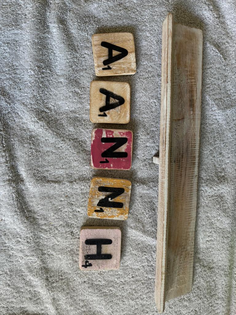 Letters op plankje, Ophalen of Verzenden
