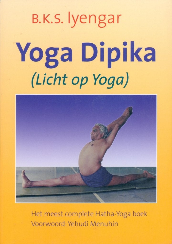 B.K.S. IYENGAR YOGA DIPIKA LICHT OP YOGA, Boeken, Verzenden, Zo goed als nieuw, Meditatie of Yoga, Instructieboek