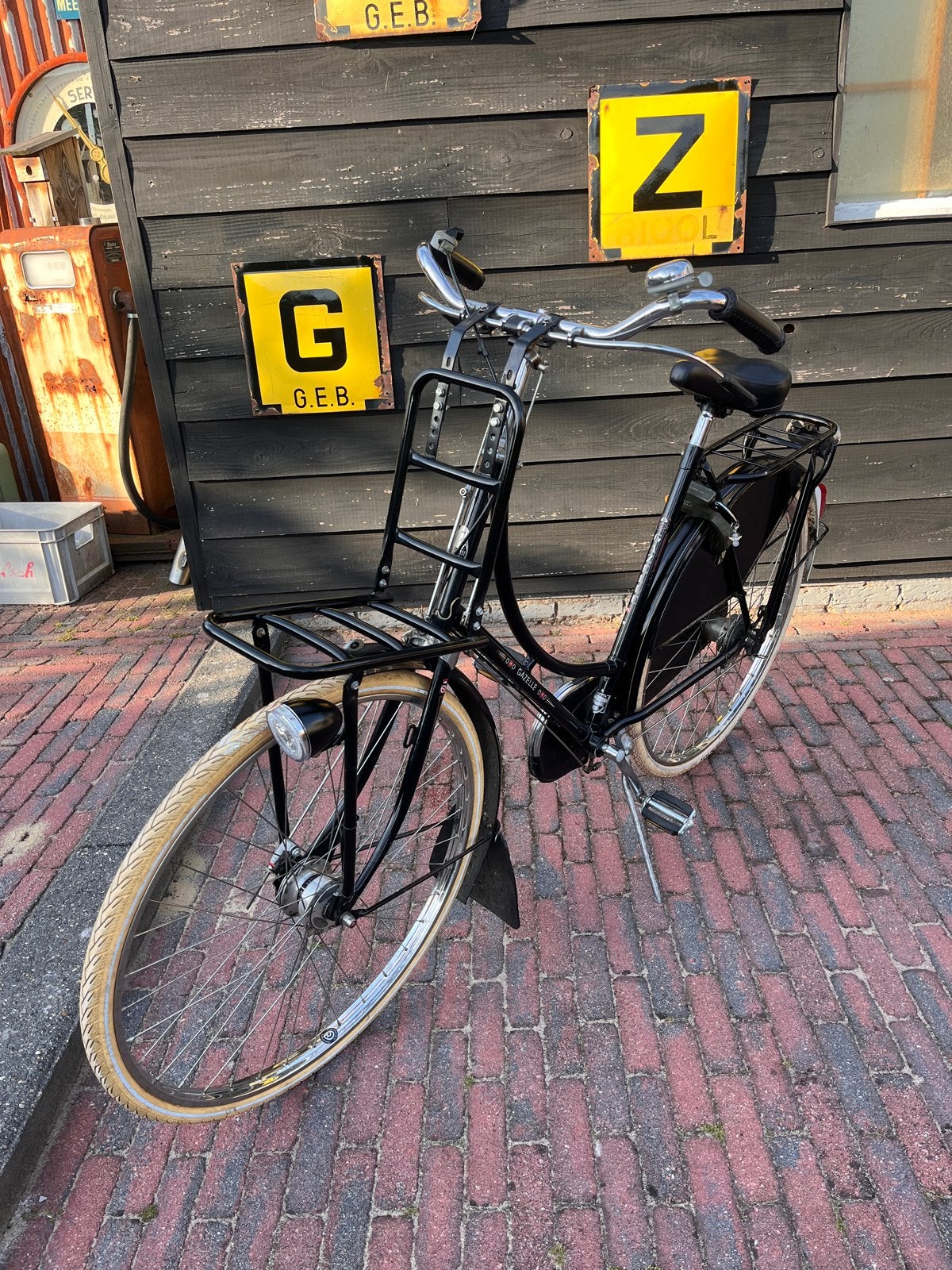 Gazelle Populair Dames - Zwart met Voordrager, Ophalen, Versnellingen, Gazelle, Trommelrem