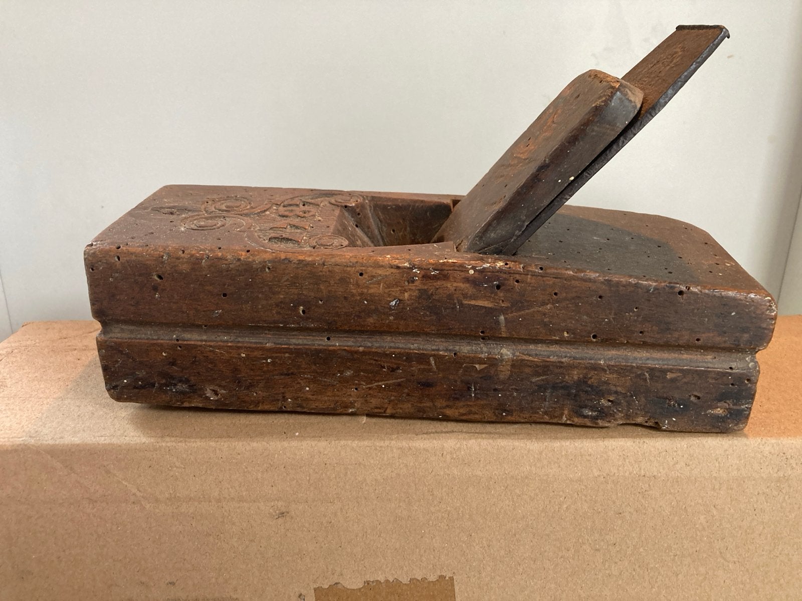 Antieke houten schaaf - decoratief gereedschap, Antiek en Kunst, Ophalen of Verzenden