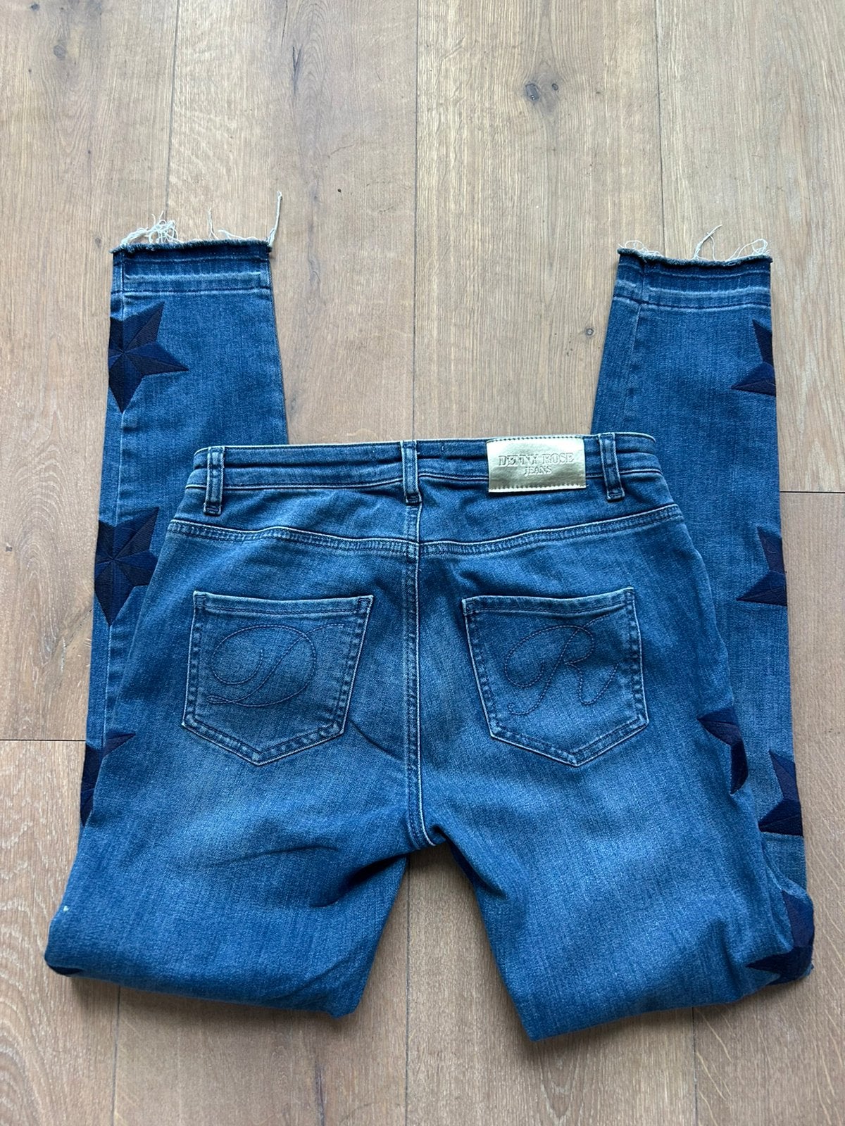 DENNY ROSE jeans met sterren zijkant pijp mt 38, Kleding | Dames, Italie, -, Zo goed als nieuw, Gaudi