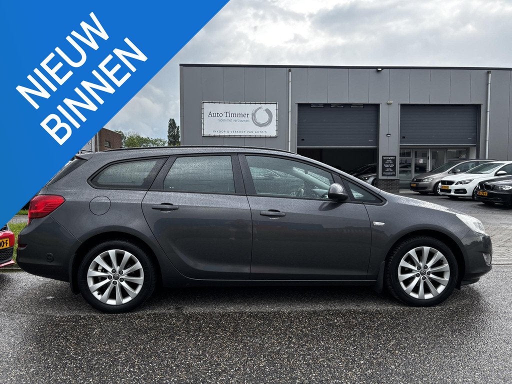 Opel Astra Sports Tourer 1.4 Anniversary Edition LPG-G3 NAVI, Voorwielaandrijving, Euro 5, Gebruikt, 4 cilinders