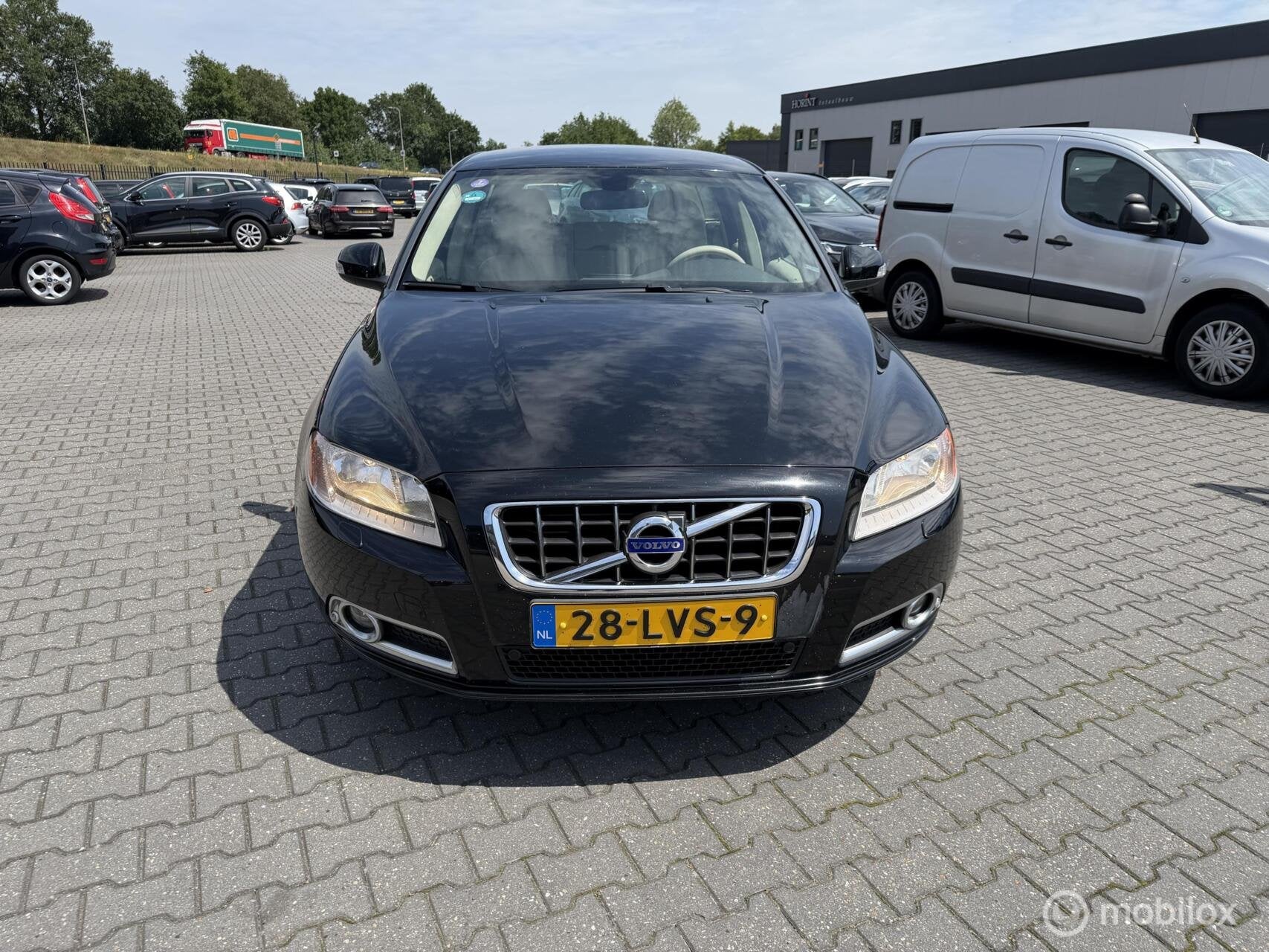 Volvo V70 2.0T Kinetic 6 bak navi clima, Auto's, Voorwielaandrijving, Euro 5, 4 cilinders, Leder en Stof