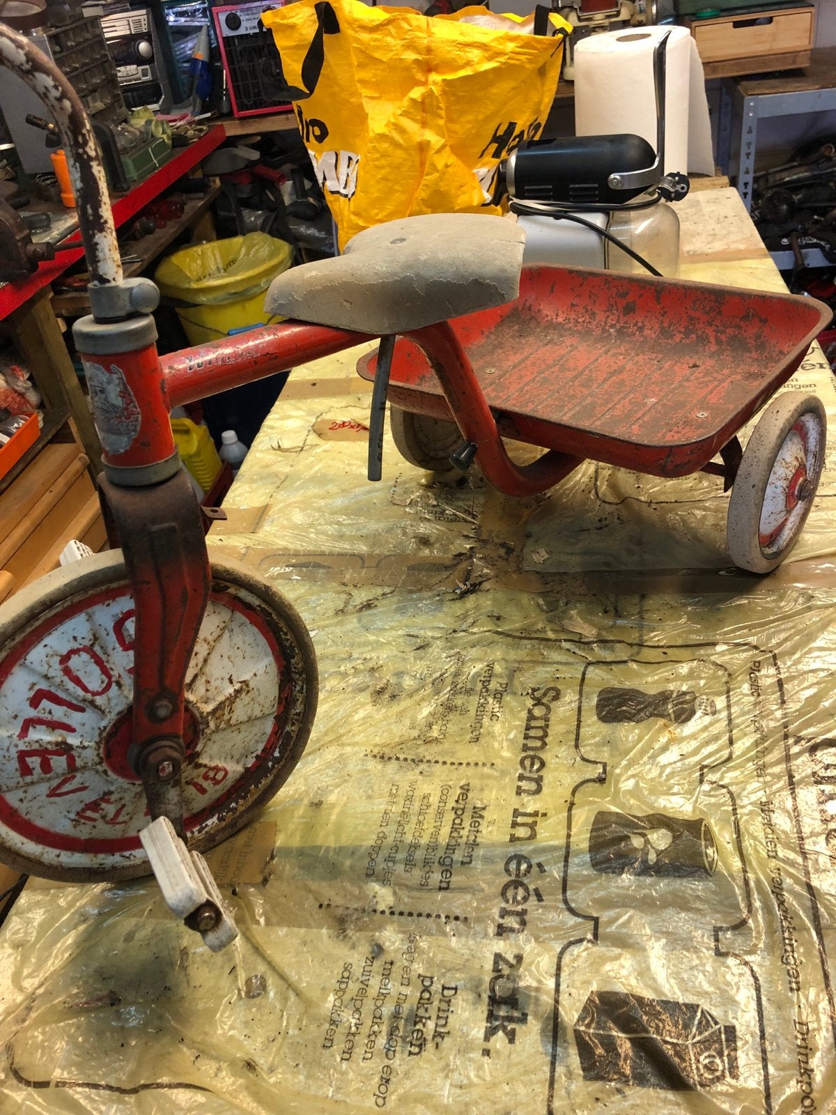 Vintage Kinderdriewieler - Opknapper, Fietsen en Brommers, Fietsen | Driewielers, Ophalen of Verzenden, Gebruikt, Velgrem