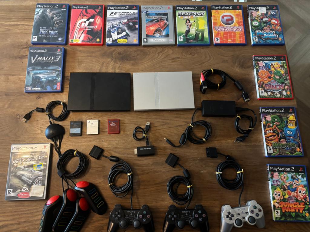 2 x PlayStation 2 slim met 12 games PS2, Spelcomputers en Games, Games | Sony PlayStation 2, 1 speler, Ophalen of Verzenden, Gebruikt