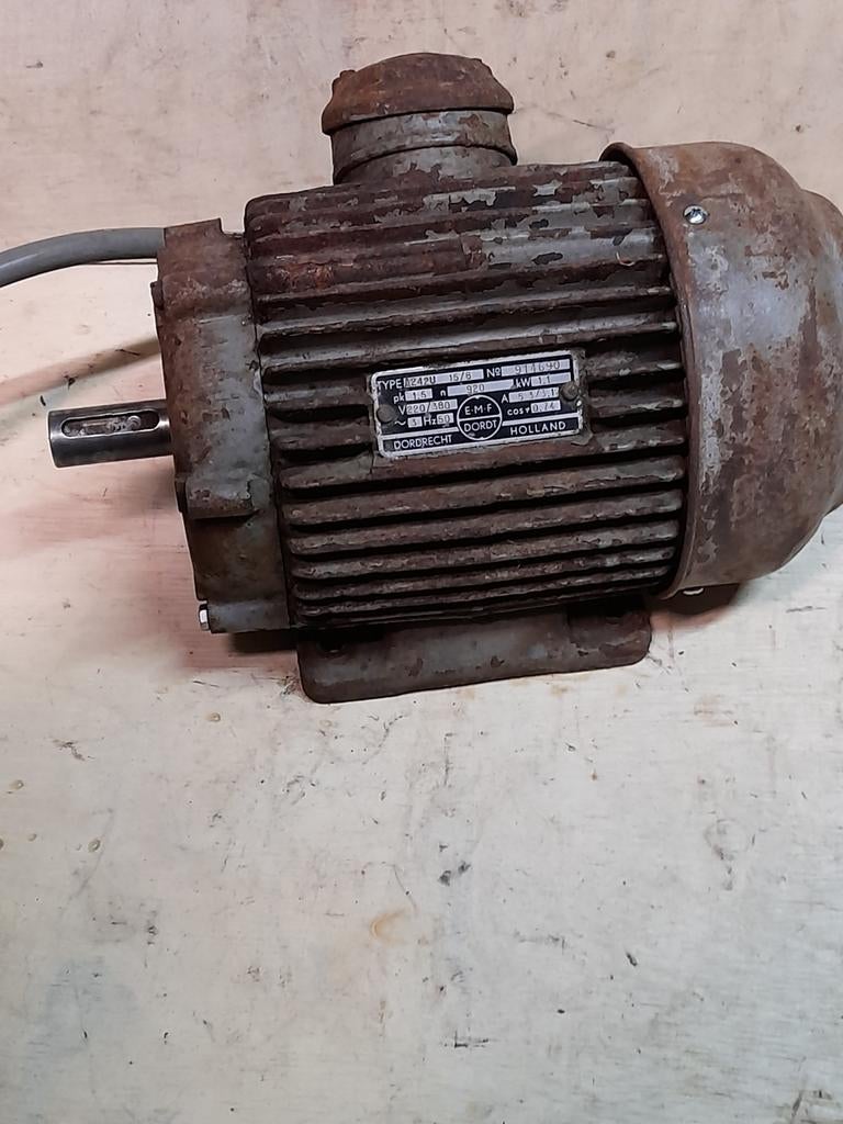 elektromotor emf dordt landzaamloper, Doe-het-zelf en Verbouw, Motoren, Ophalen, Gebruikt, Elektromotor, Minder dan 1400 rpm