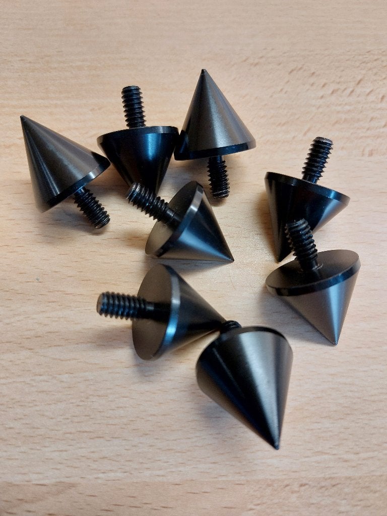 Setje van 8 nieuwe metalen spikes., Ophalen of Verzenden, Refurbished