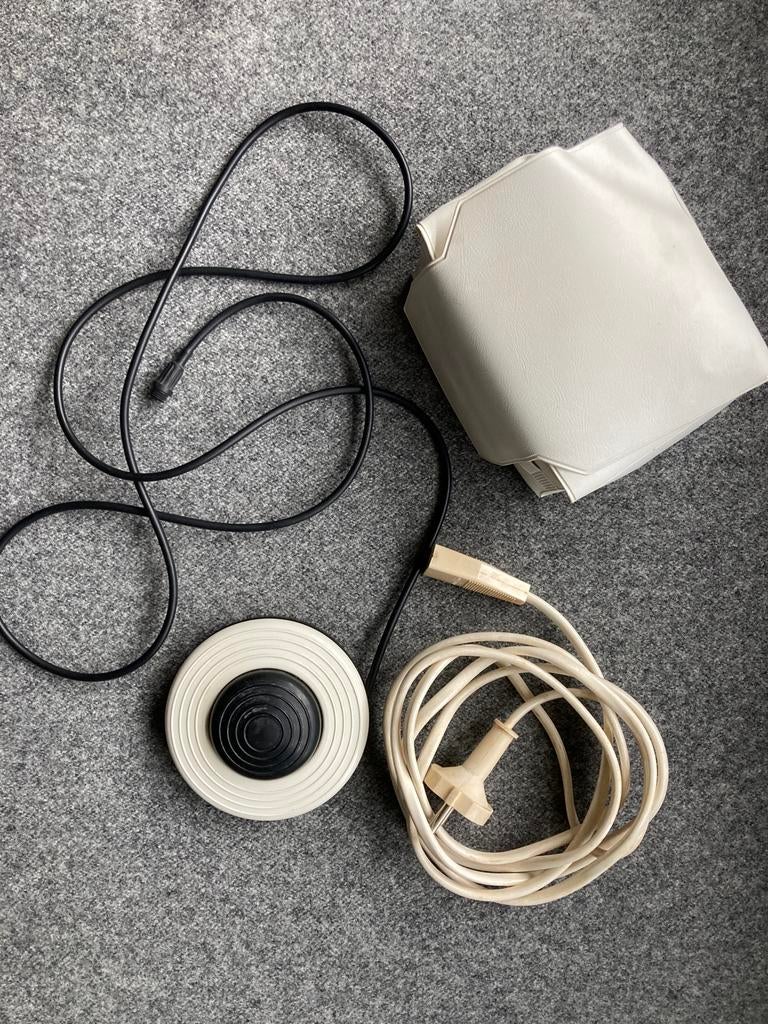 Pedaal voetpedaal naaimachine universeel + kabel naaimachine, Ophalen, Gebruikt, Toebehoren, Overige merken
