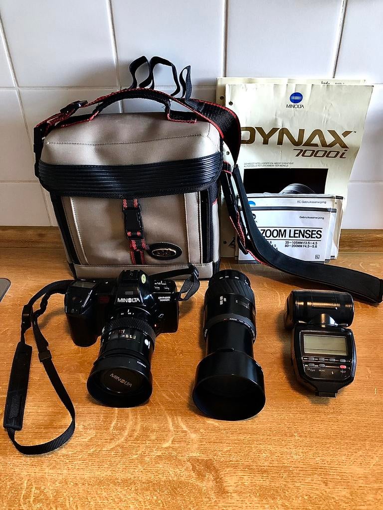 Minolta Dynax 7000i camera met toebehoren in tas, Audio, Tv en Foto, Fotocamera's Analoog, Ophalen of Verzenden, Gebruikt, Spiegelreflex