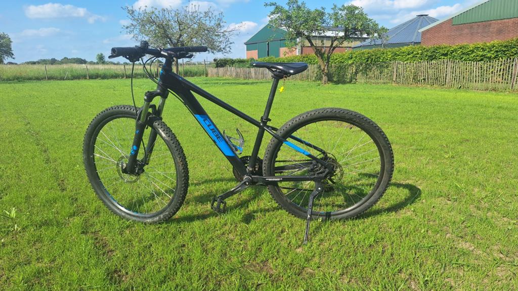 Cube Aim Pro black/blue Maat 14, Overige merken, Gebruikt, 26 inch, Meer dan 20 versnellingen