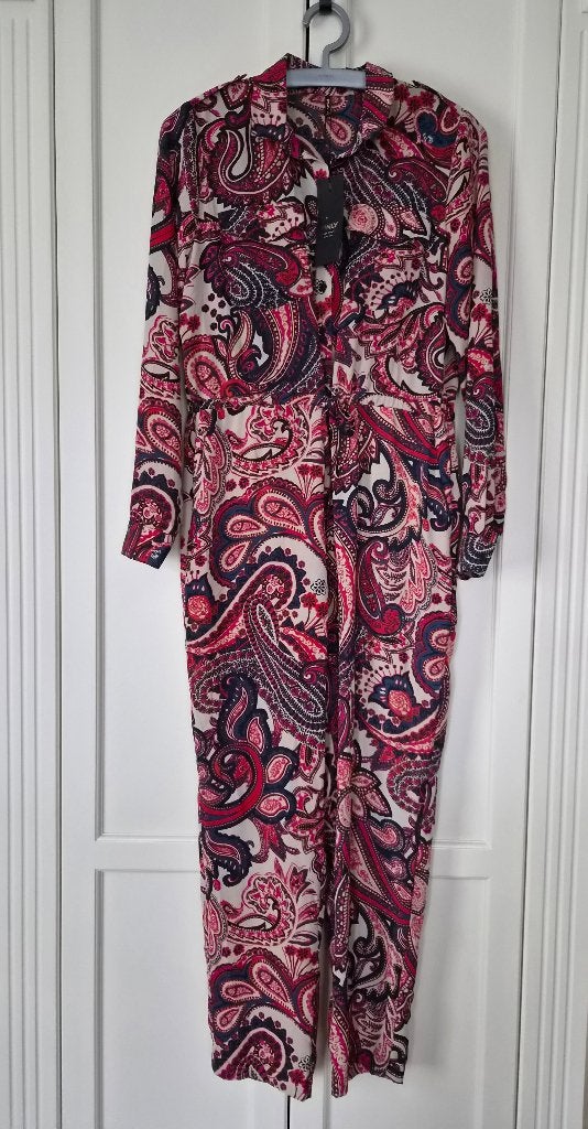 Nieuw! Only jumpsuit, paisley print, maat 38, Kleding | Dames, Maat 38/40 (M), Nieuw, Ophalen of Verzenden, Overige kleuren