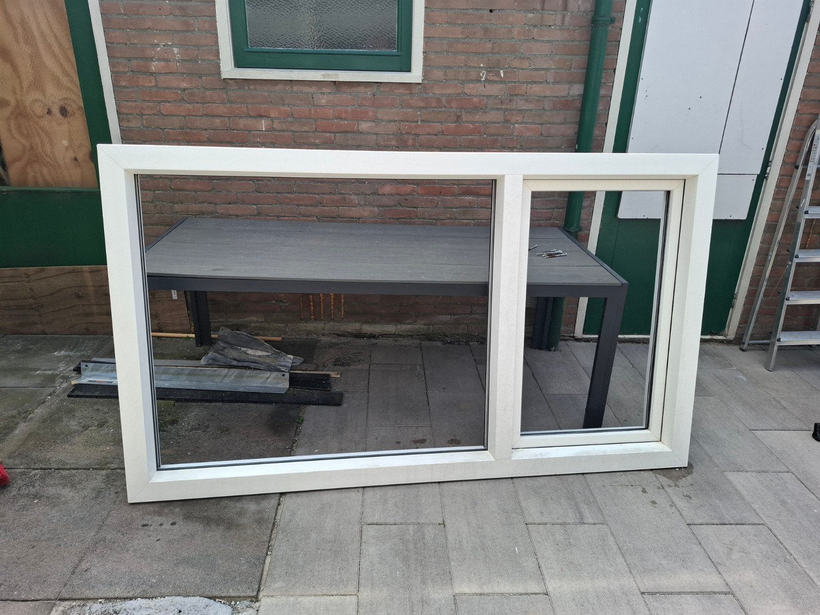 Rehau Synego Draaikiep-raam met vast deel, HR++ glas, Ophalen, Gevelraam of Ruit, 120 tot 160 cm, Zo goed als nieuw