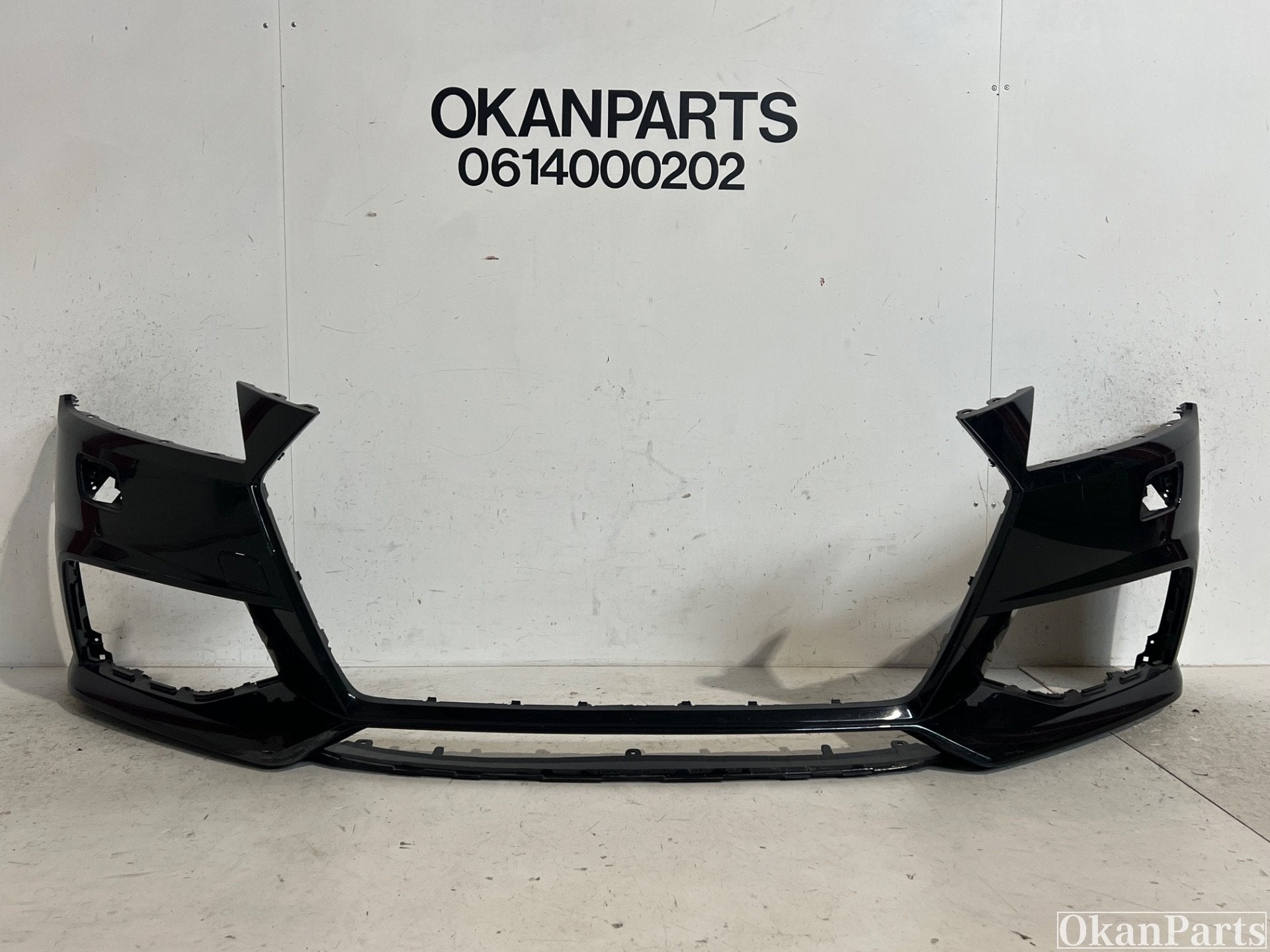 Audi TT 8S S-line voorbumper 8S0807437H, Auto-onderdelen, Gebruikt, Voor, AUDI AG, Auto-Union-Strasse 1
85045  Ingolstadt, DE