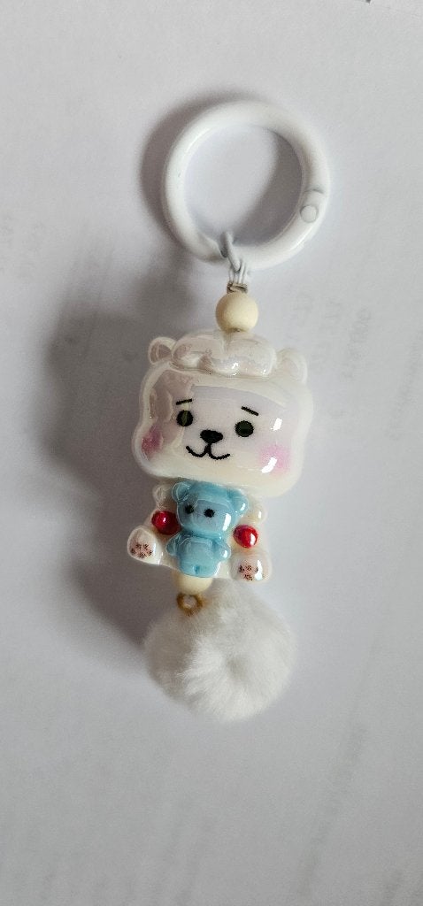 Leuke sleutelhanger bt21 ,bts schattige beer en pompon, Ophalen of Verzenden, Nieuw, Knuffel of Figuurtje
