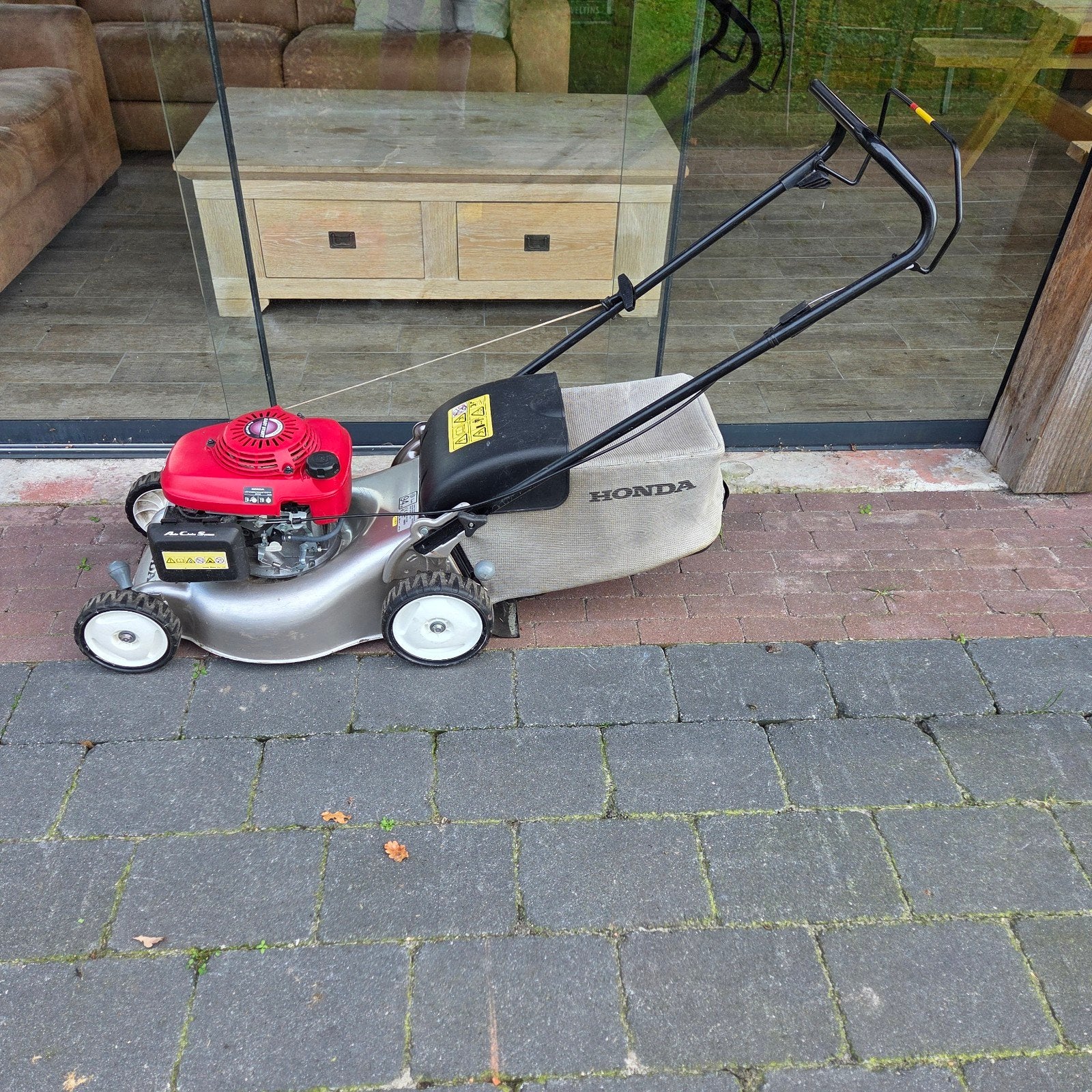 Honda HRG415C3 PDE Benzine Grasmaaier - Zo goed als nieuw, Tuin en Terras, Ophalen, Cirkelmaaier, Honda, Gebruikt