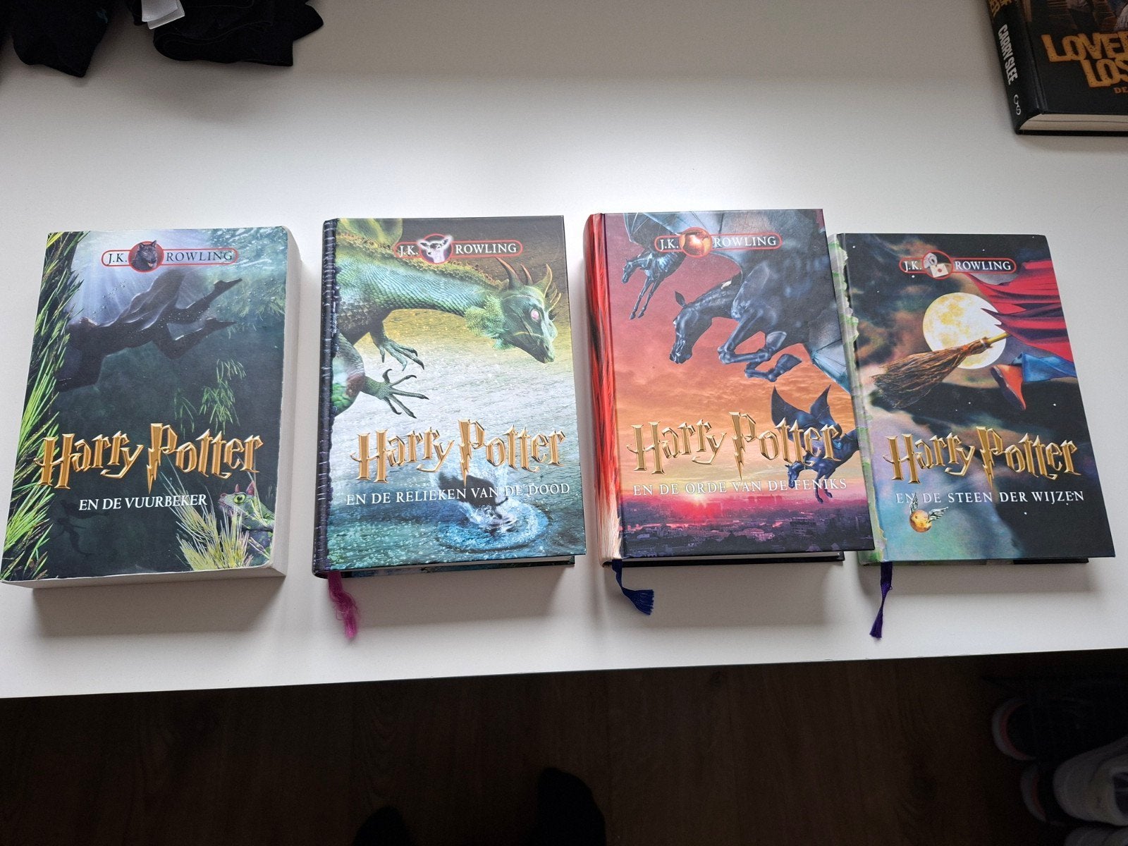 Harry Potter boeken, Ophalen