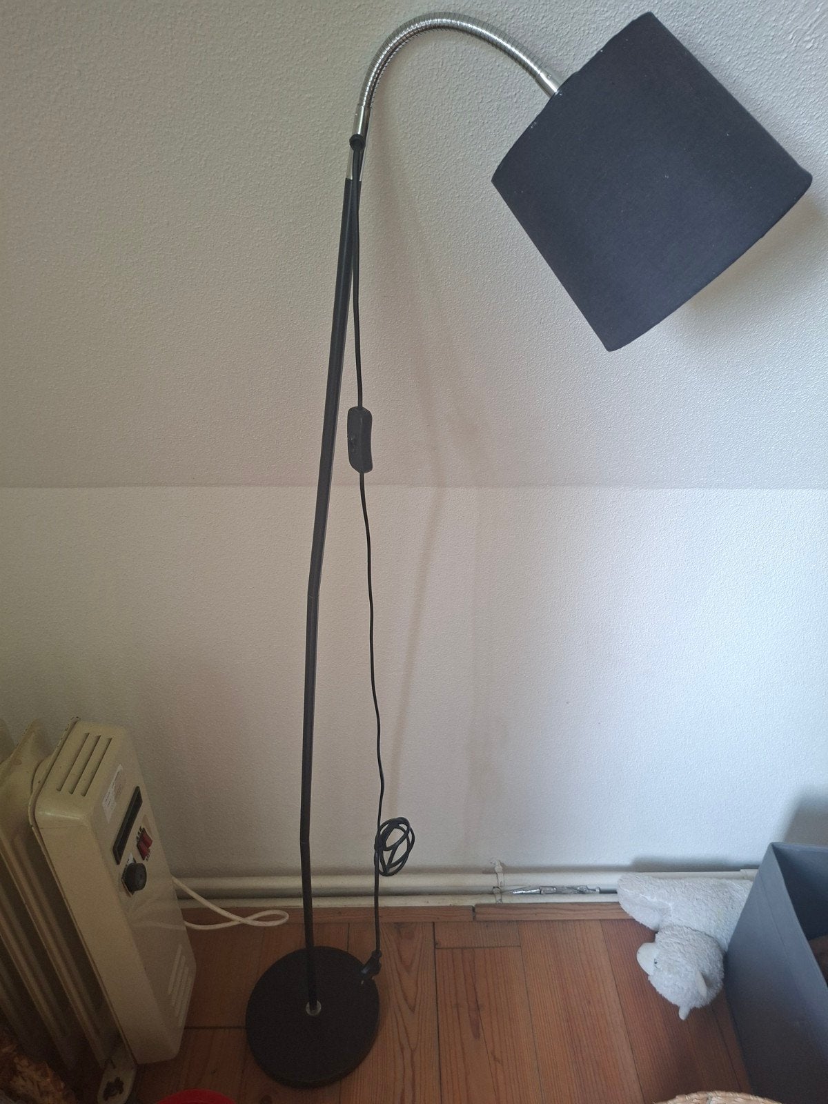 Eenvoudige staande lamp met flexibele arm, Gebruikt, Modern, functioneel, 100 tot 150 cm, Textiel